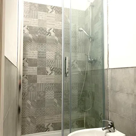 Delfis Ii Couette-café 3*