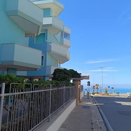 Delfis Ii Bed & Breakfast Gallipoli
