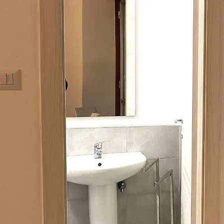 فندق مبيت وإفطار Delfis Ii 3*